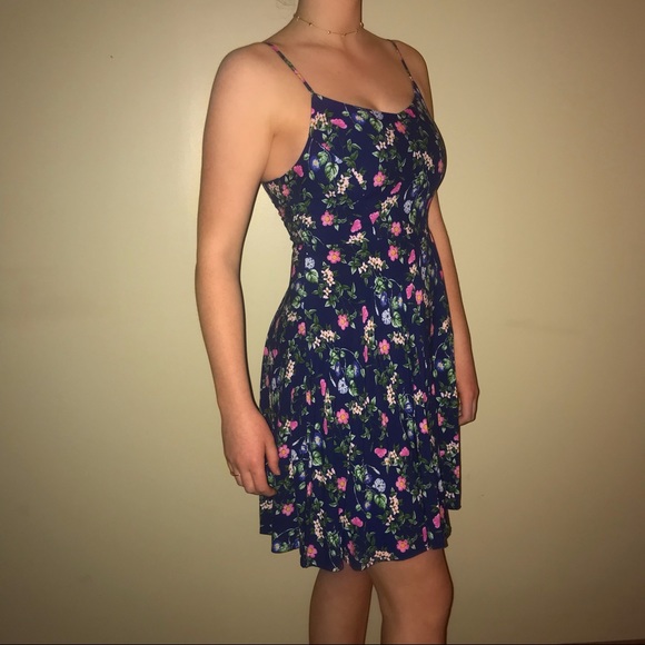 Old Navy Dresses & Skirts - Old Navy Cami Dress Old Navy Dresses & Skirts - Old Navy Cami Dress